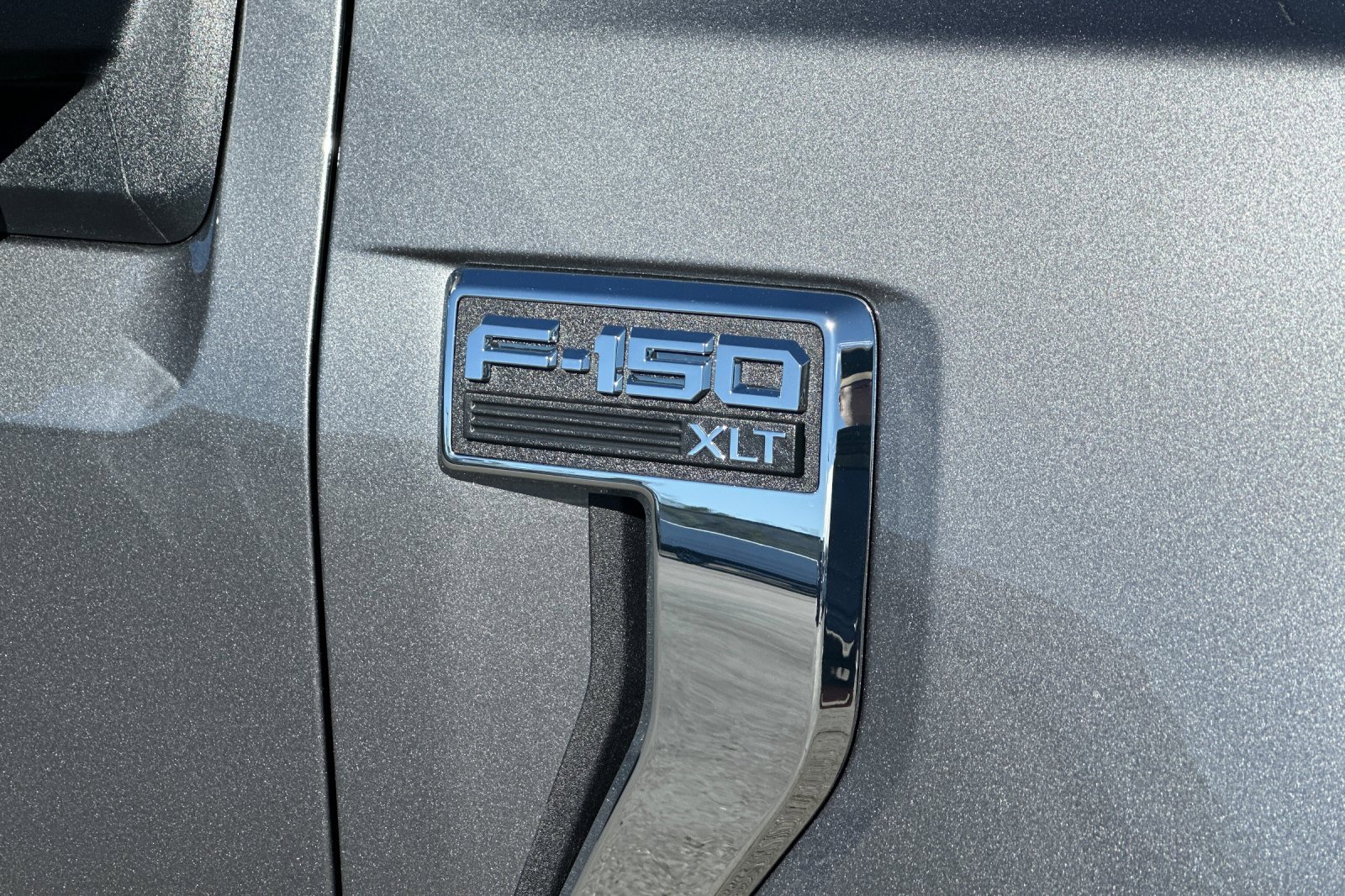 New 2025 Ford F150 XLT w/ Equipment Group 303A High image 26