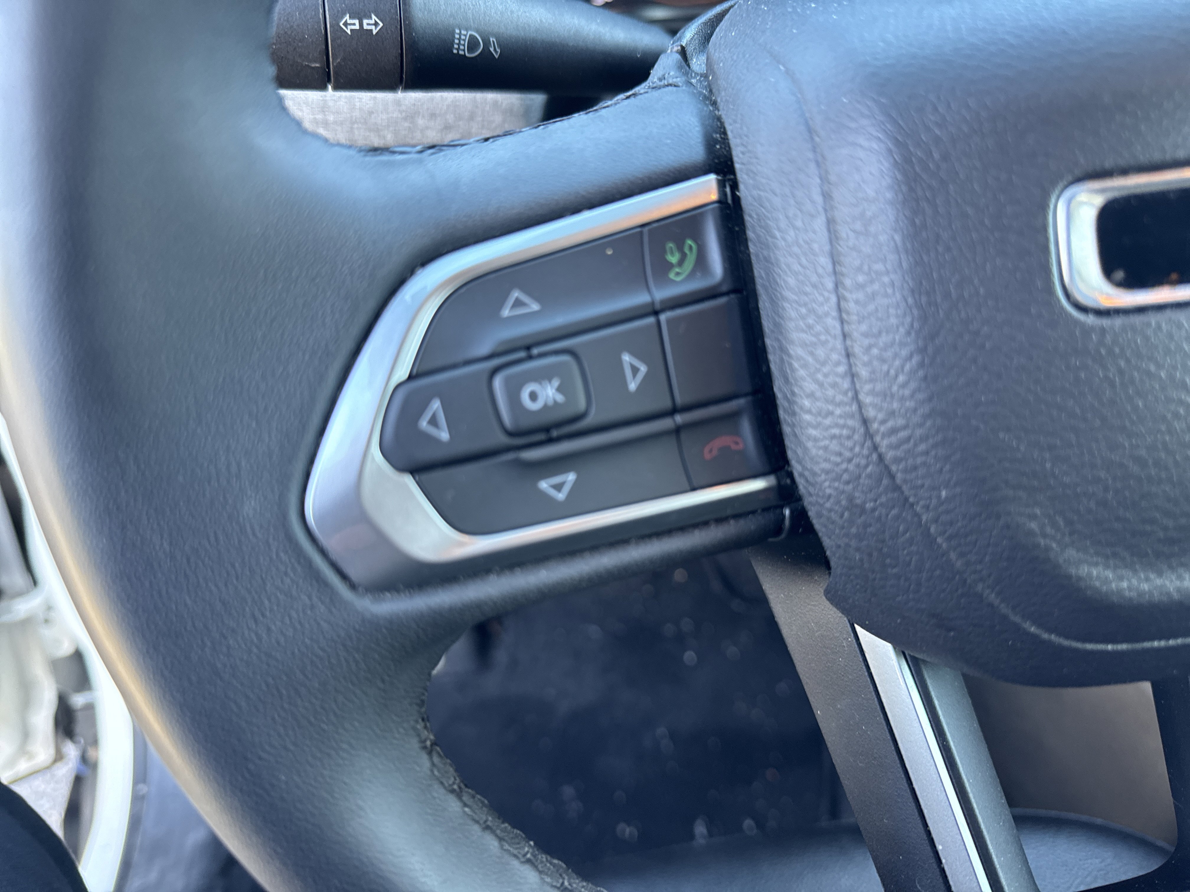 Used 2024 Jeep Compass Latitude image 19