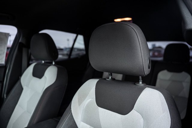 Used 2024 Chevrolet Trax RS FWD image 26