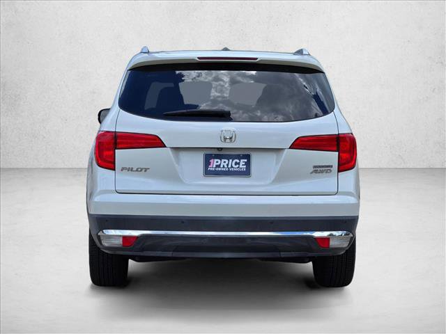 Used 2017 Honda Pilot Touring image 6