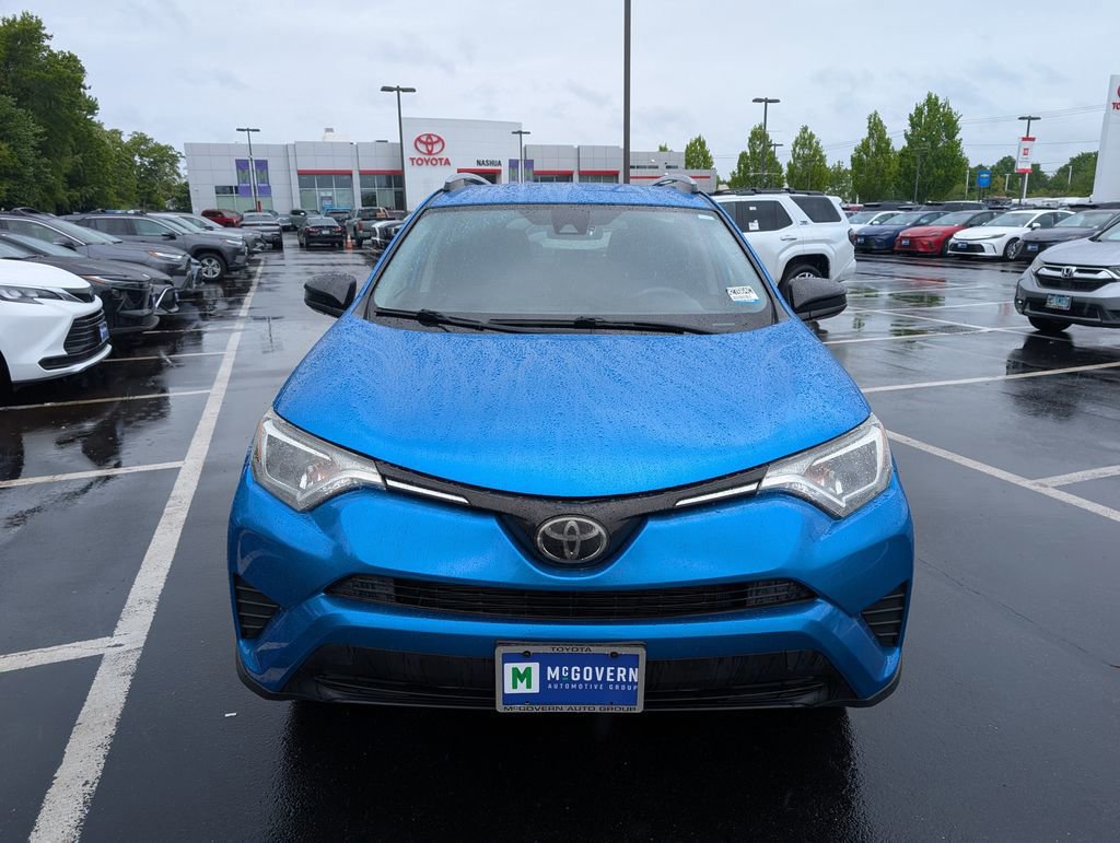 Used 2018 Toyota RAV4 LE w/ All Weather Liner Package AWD/4WD image 11