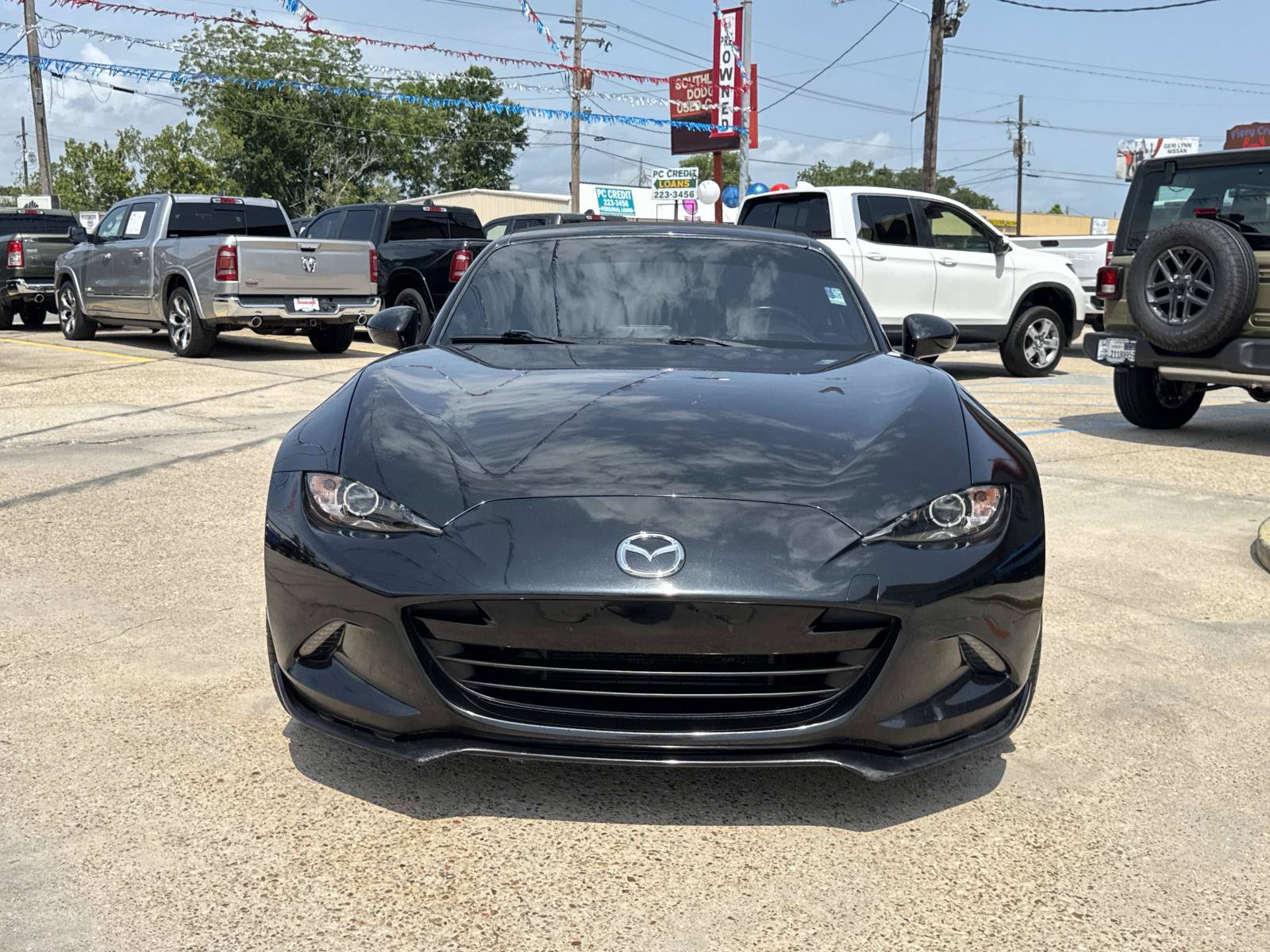 Used 2016 MAZDA MX-5 Miata Club RWD image 2