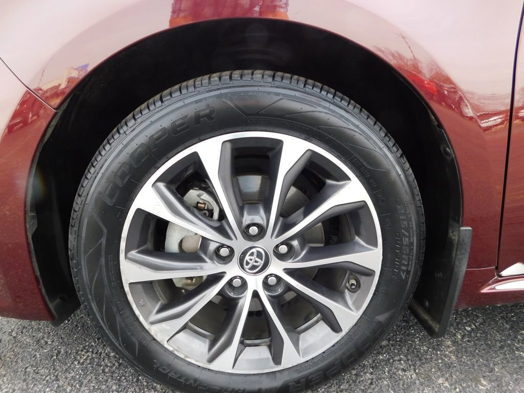 Used 2018 Toyota Avalon XLE Premium w/ Protection Package image 10