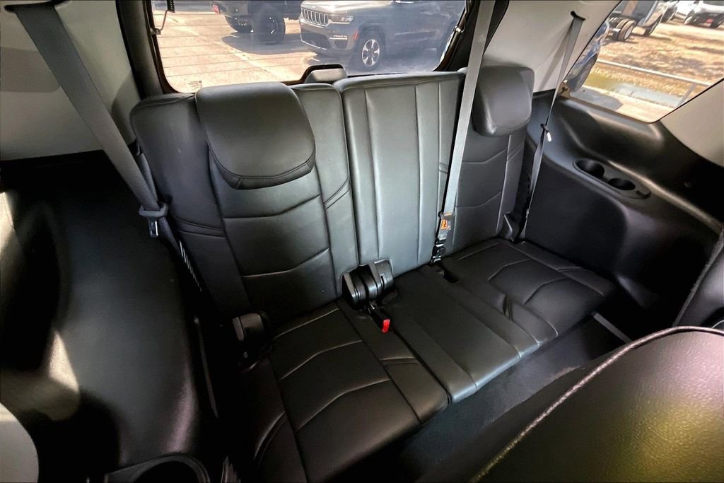 Used 2020 Cadillac Escalade Luxury RWD image 37