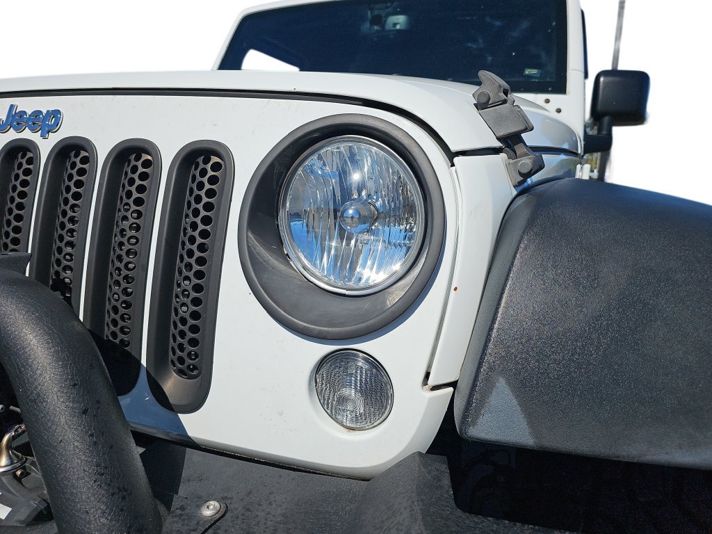 Used 2015 Jeep Wrangler Unlimited Sport w/ Quick Order Package 24S AWD/4WD image 30