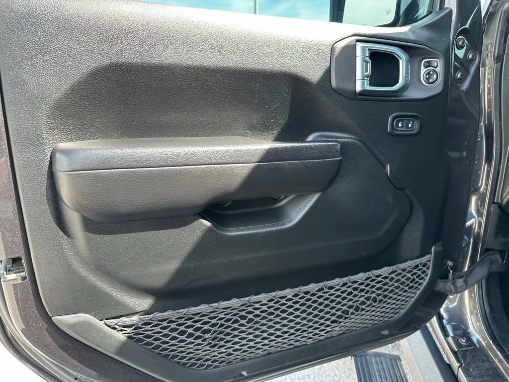 Used 2020 Jeep Wrangler Sport AWD/4WD image 21