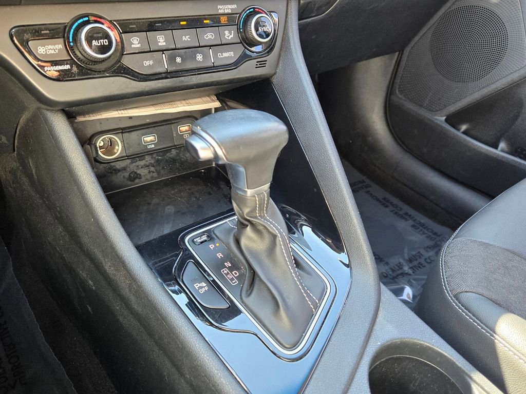 Used 2022 Kia Niro LXS image 19