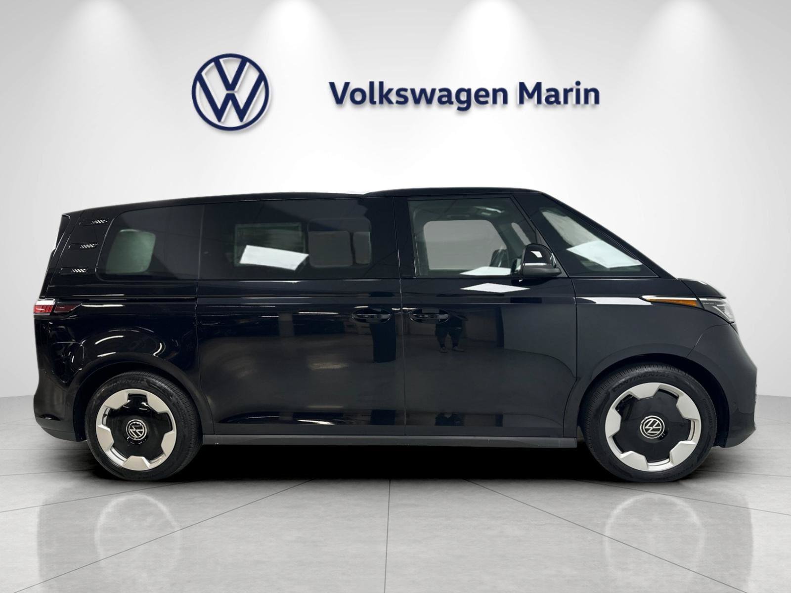 New 2025 Volkswagen ID. Buzz Pro S RWD image 6