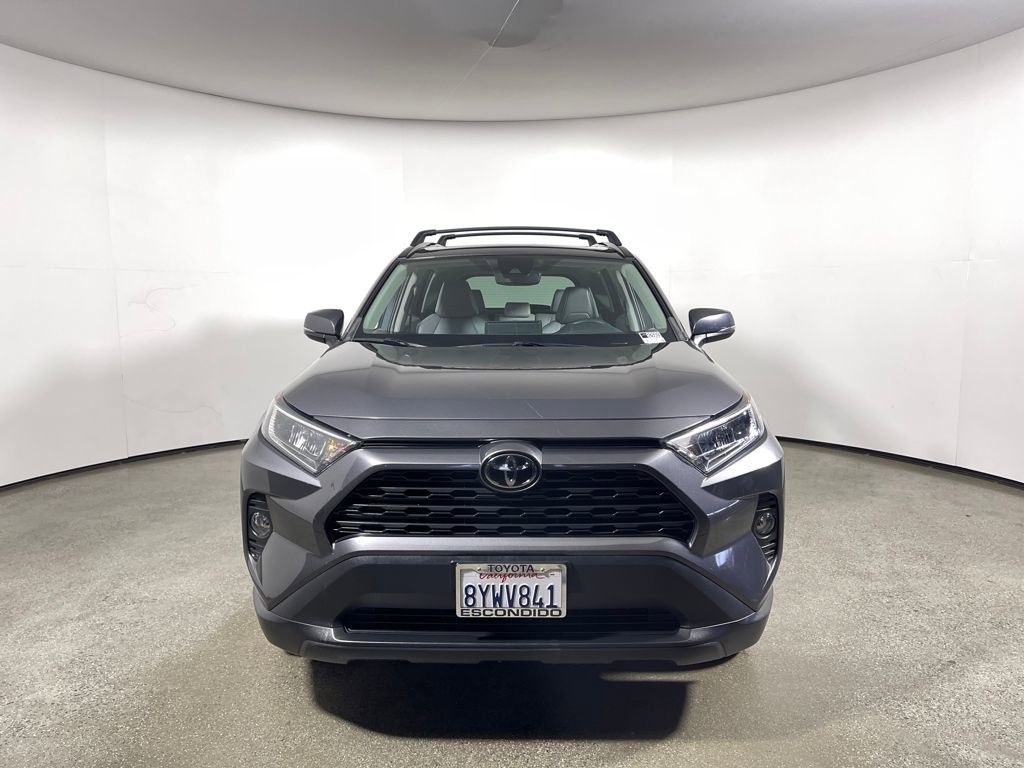 Used 2021 Toyota RAV4 XLE Premium image 8