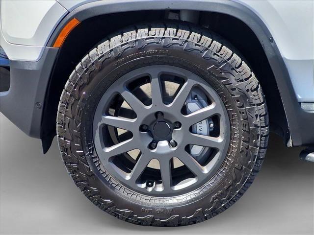 Used 2023 Rivian R1S Adventure Dual AWD/4WD image 27