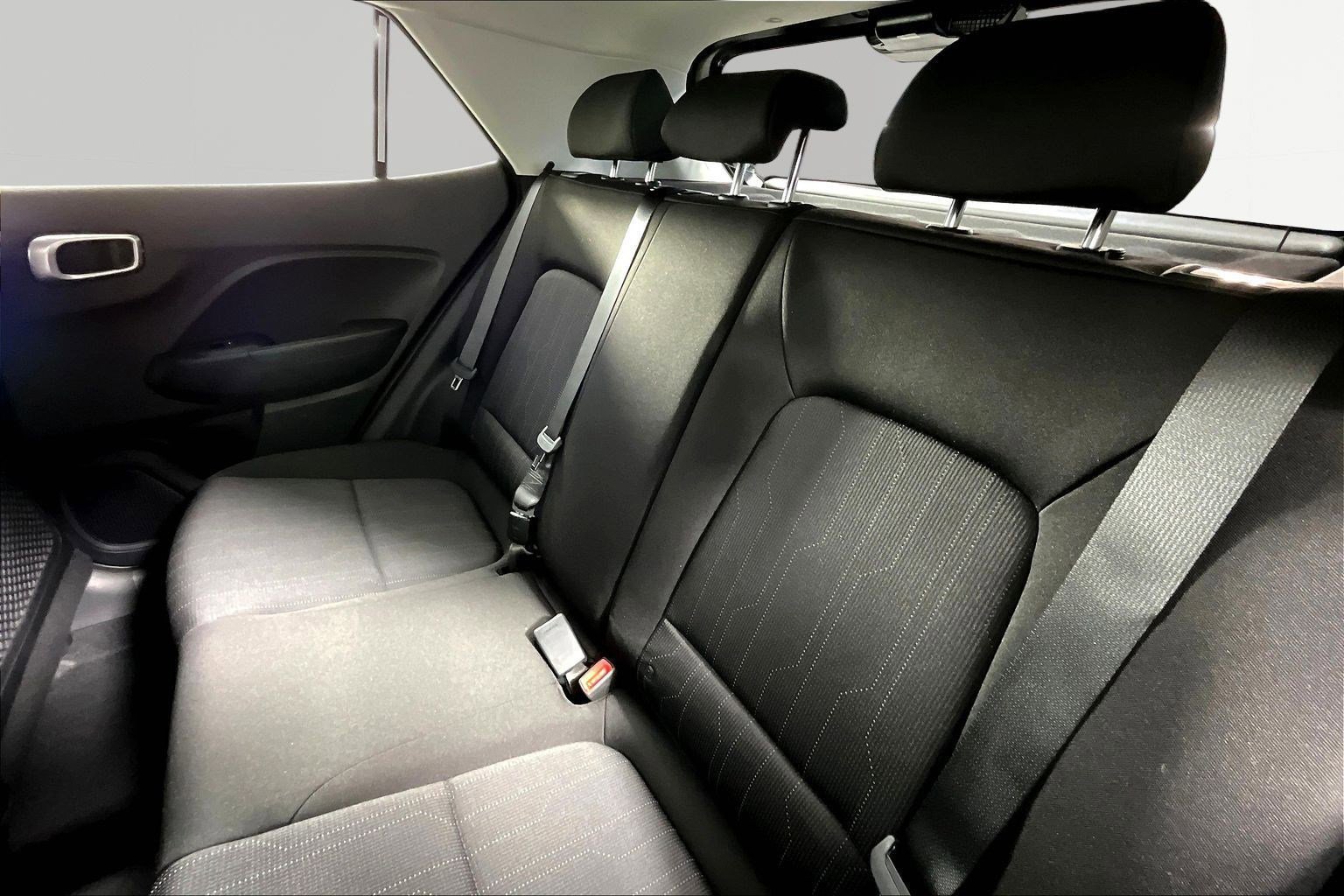 New 2026 Hyundai Venue SE FWD image 17