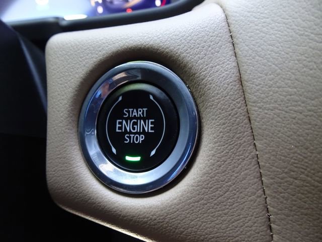 Used 2023 Chevrolet Tahoe Premier AWD/4WD image 28