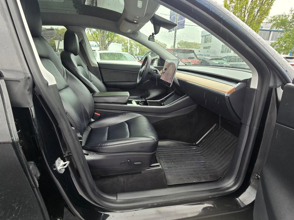 Used 2020 Tesla Model Y Long Range AWD/4WD image 11