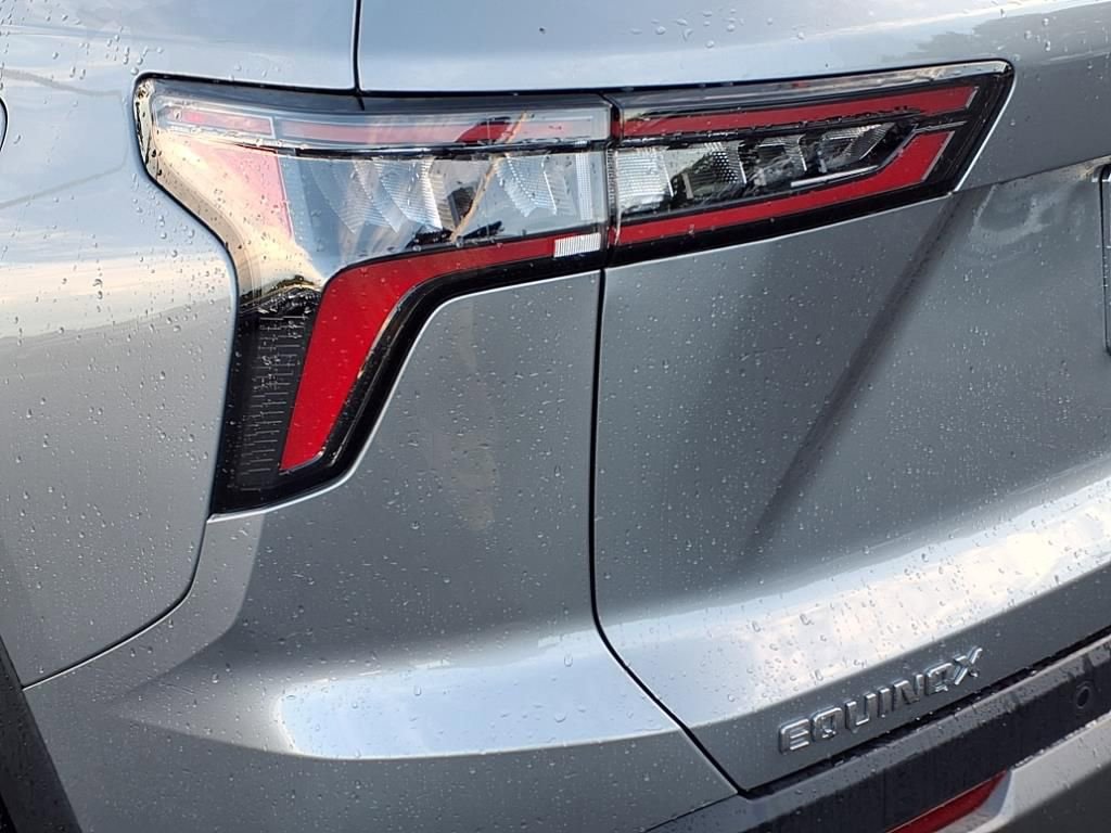 New 2026 Chevrolet Equinox LT image 9