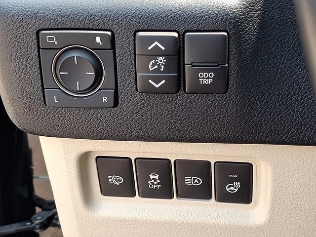 Certified 2023 Lexus GX 460 Premium w/ Premium Package AWD/4WD image 25