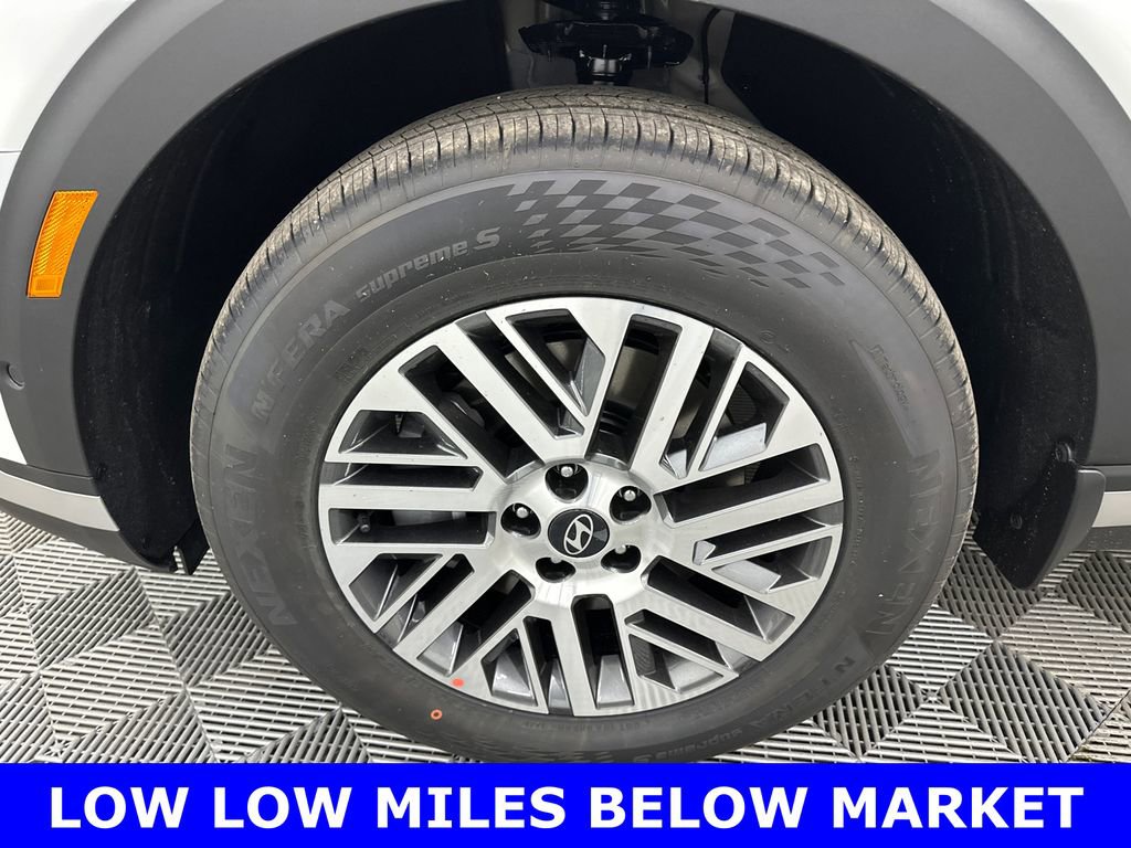 Used 2026 Hyundai Palisade SEL image 13