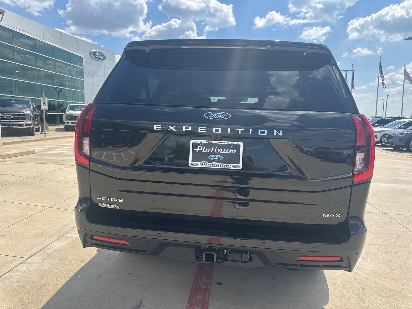 New 2025 Ford Expedition Max Active RWD image 4