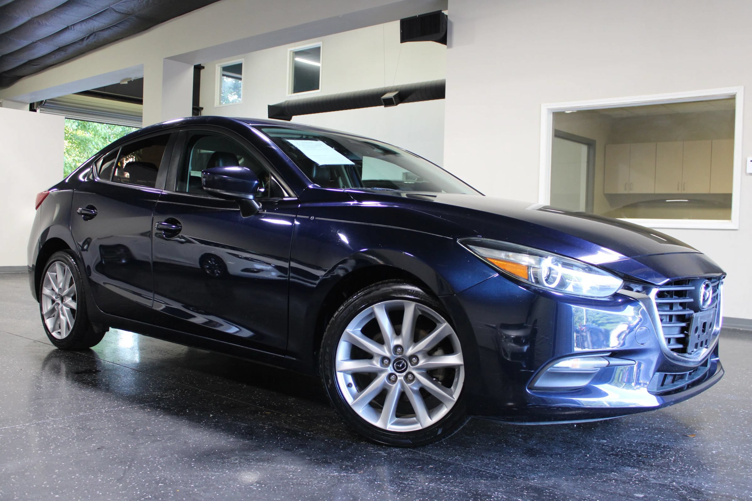 Used 2017 MAZDA MAZDA3 Touring FWD image 37