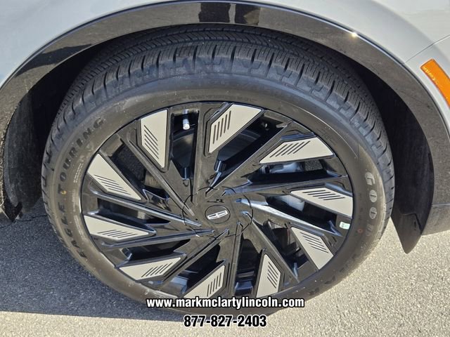 New 2026 Lincoln Nautilus Reserve w/ Jet Appearance Package image 14