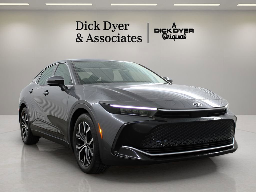 Used 2023 Toyota Crown Limited