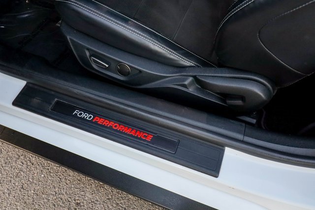 Used 2018 Ford Mustang Shelby GT350 w/ Convenience Package image 26