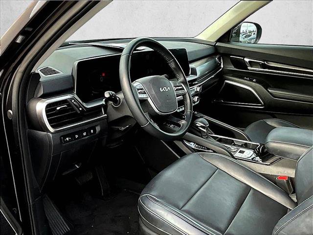 Used 2025 Kia Telluride S image 6