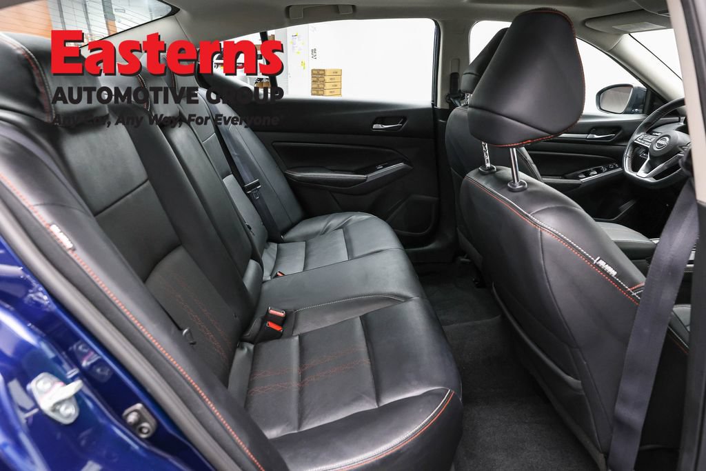 Used 2024 Nissan Altima 2.5 SR w/ SR Premium Package FWD image 23