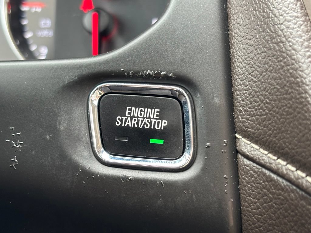 Used 2019 GMC Acadia Denali w/ Technology Package FWD image 24