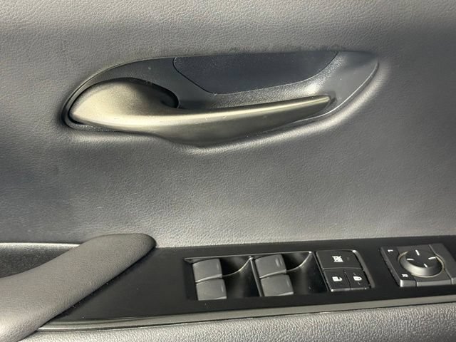 Used 2021 Lexus UX 250h w/ Accessory Package (Z2) AWD/4WD image 13