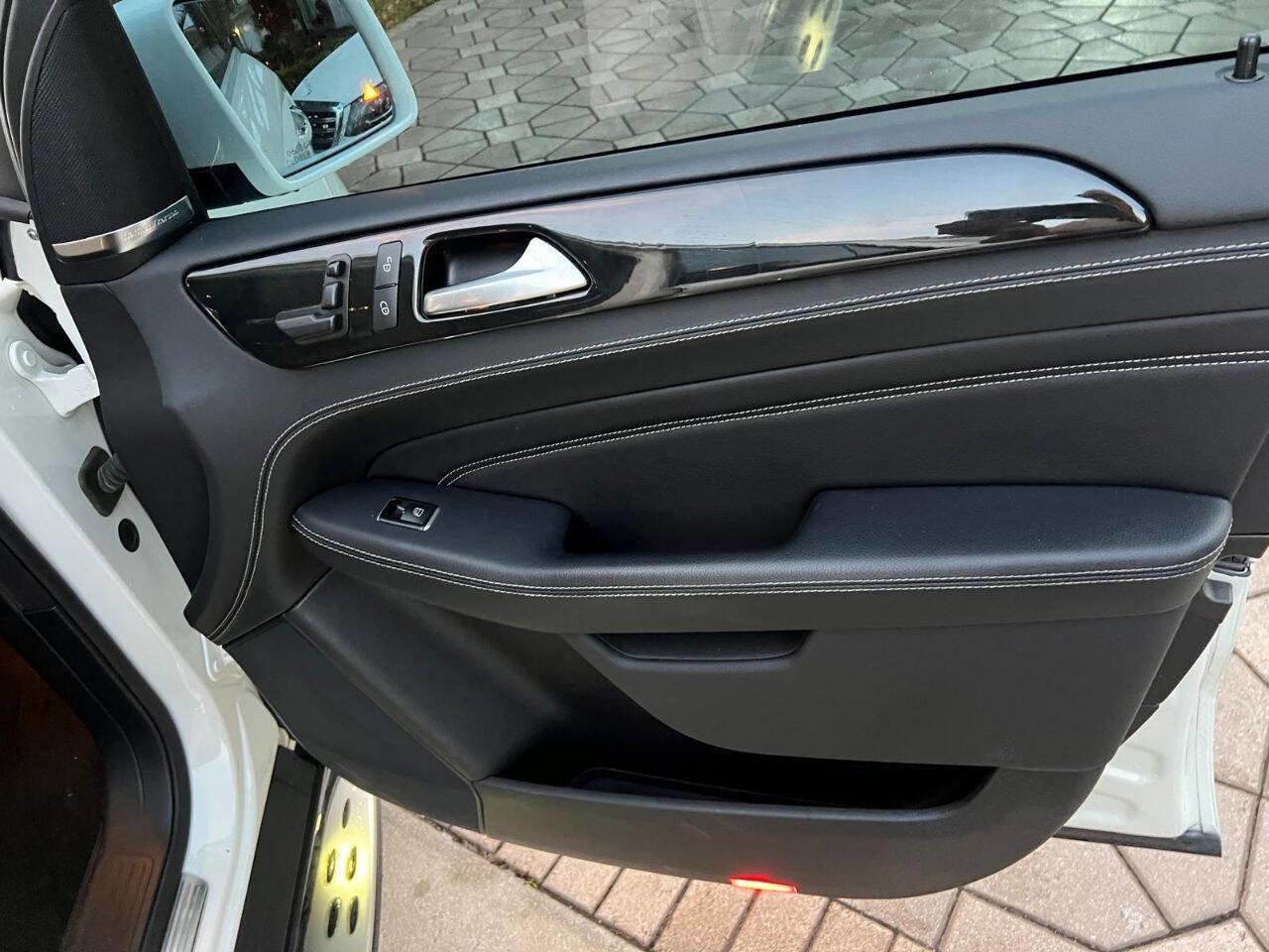 Used 2015 Mercedes-Benz ML 400 4MATIC image 17