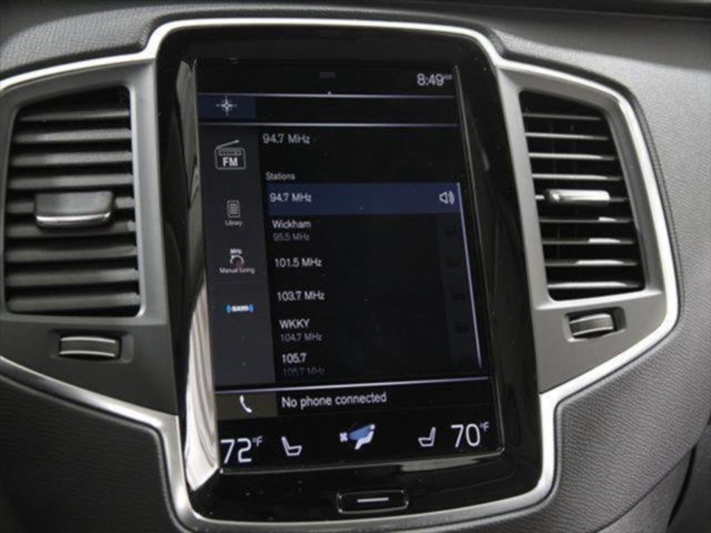 Used 2022 Volvo XC90 T6 Momentum w/ Climate Package image 13