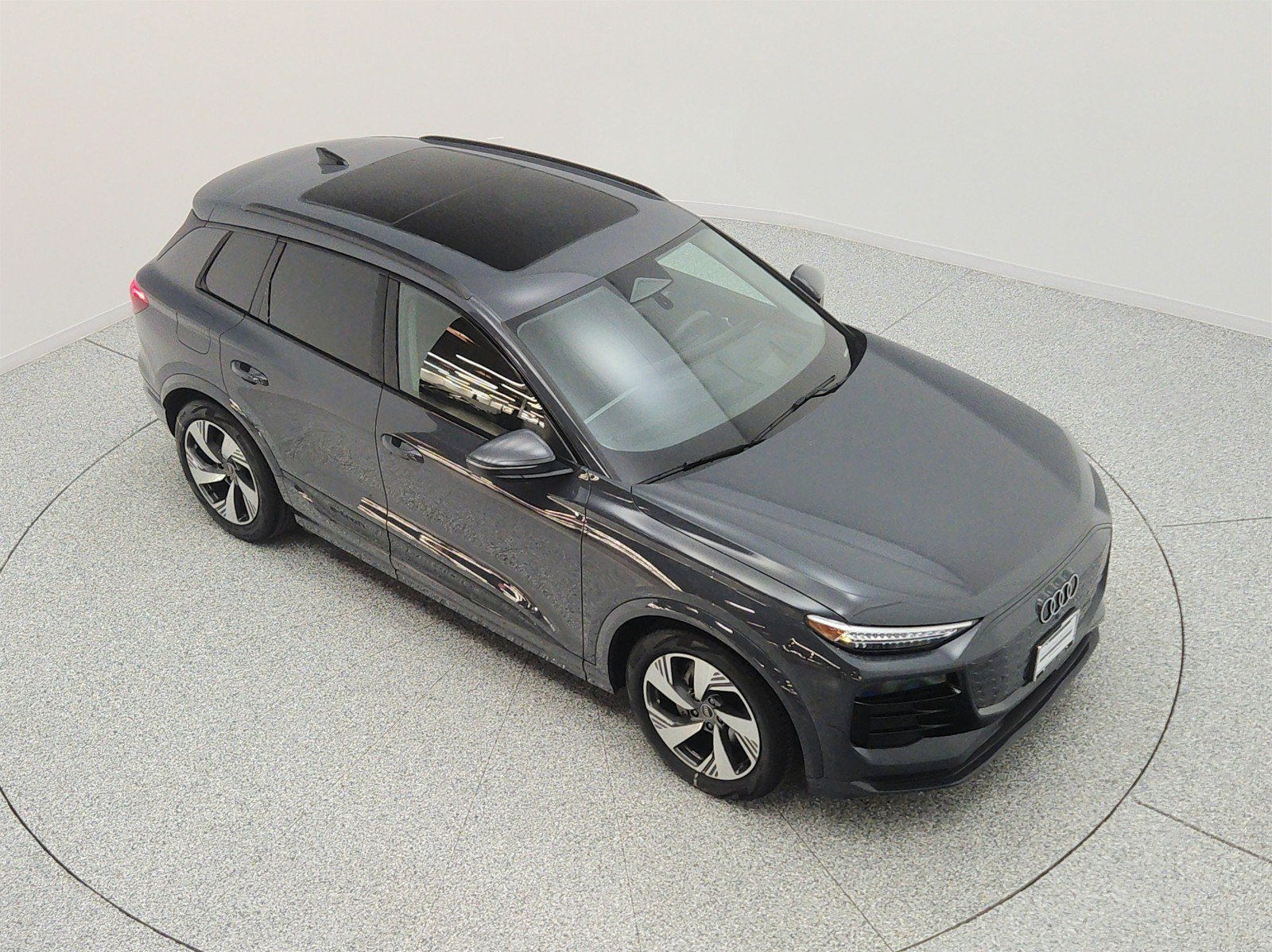 Used 2025 Audi Q6 e-tron Prestige w/ Black Warm Weather Package AWD/4WD image 24