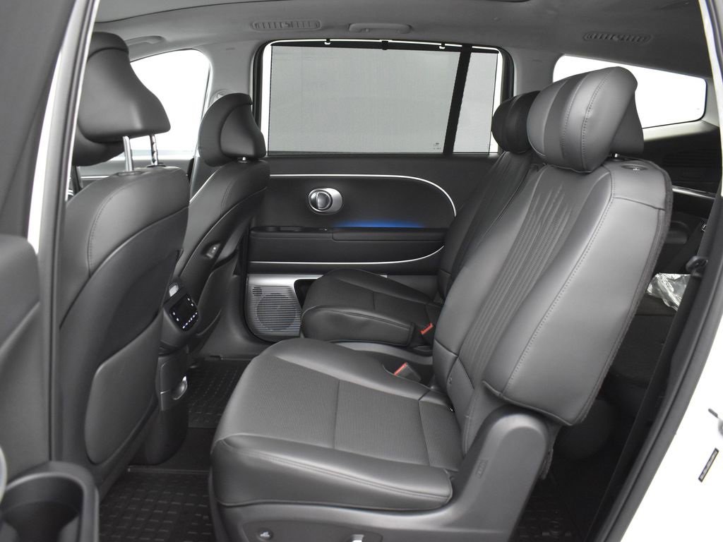 New 2026 Hyundai Ioniq 9 Calligraphy image 15