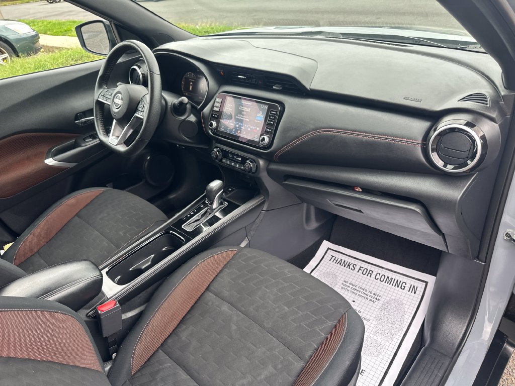 Used 2023 Nissan Kicks SR FWD image 22