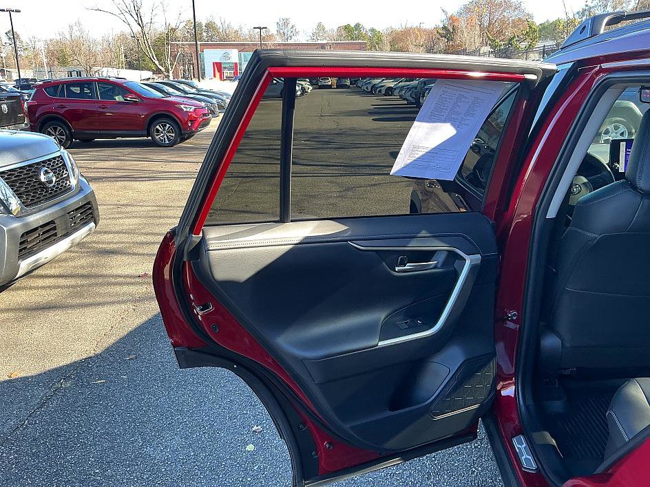 Used 2023 Toyota RAV4 Limited image 22