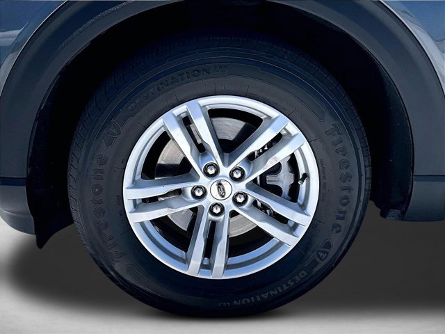 Used 2020 Ford Explorer XLT w/ Equipment Group 202A RWD image 10