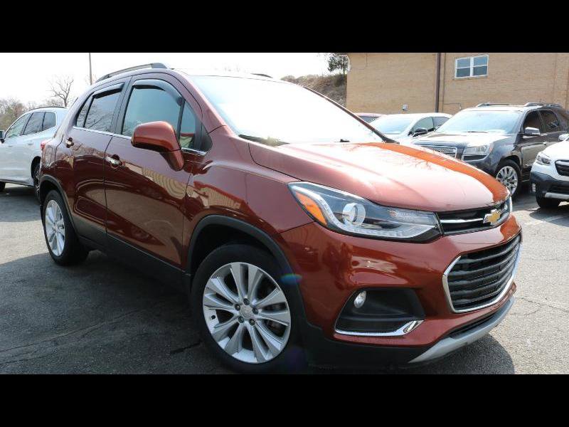 Used 2019 Chevrolet Trax Premier w/ LPO, Protection Package FWD image 3