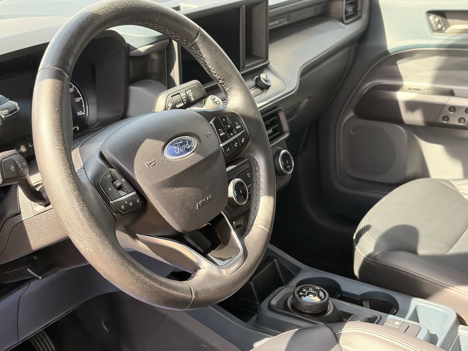 Certified 2023 Ford Maverick Lariat w/ Black Appearance Package FWD image 19