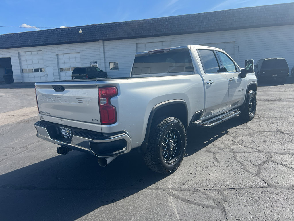 Used 2022 Chevrolet Silverado 3500 LTZ image 7