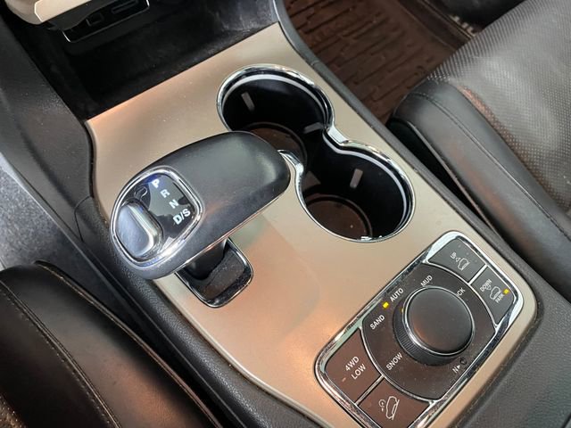 Used 2015 Jeep Grand Cherokee Summit w/ Premium Plus Apperance Group AWD/4WD image 9