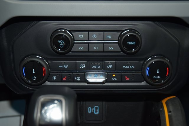 Used 2022 Ford Bronco Badlands image 28