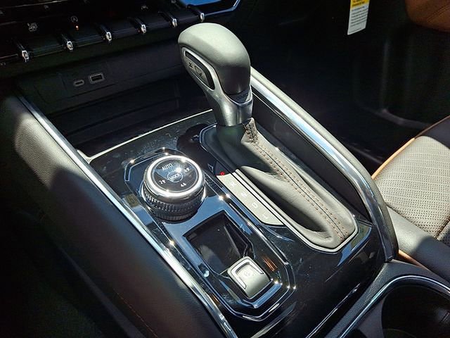 New 2026 GMC Canyon AT4 w/ Technology Plus Package AWD/4WD image 11