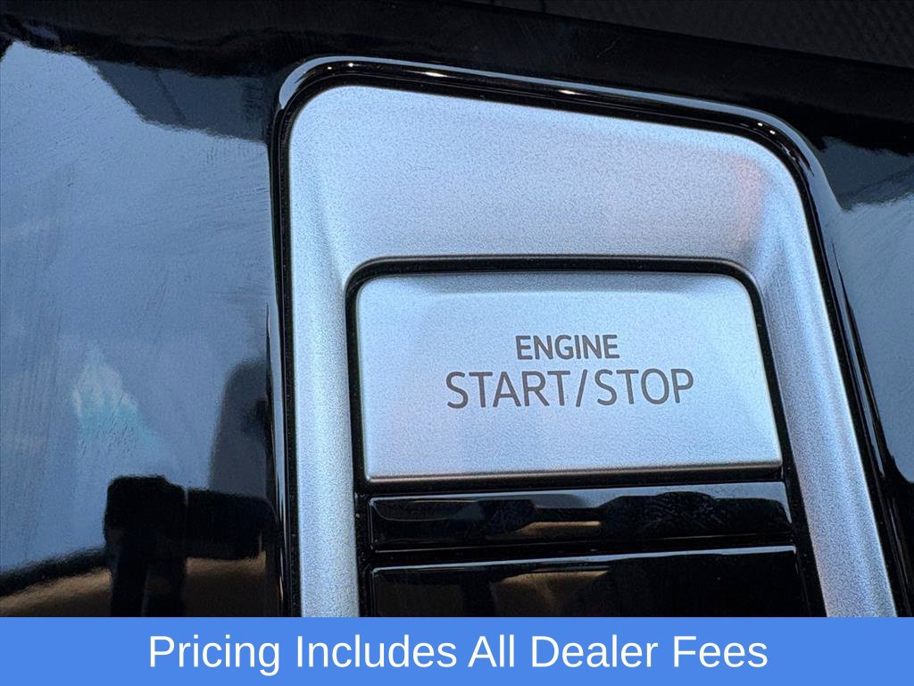 Used 2025 Volkswagen Atlas Peak Edition SE AWD/4WD image 13