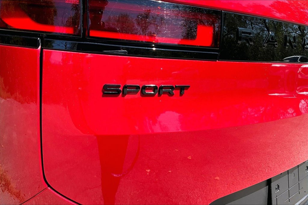 Used 2023 Land Rover Range Rover Sport SE AWD/4WD image 42