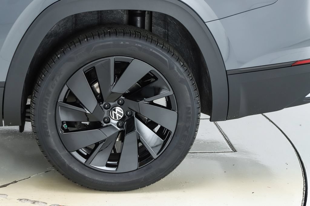 New 2026 Volkswagen Atlas SE image 46