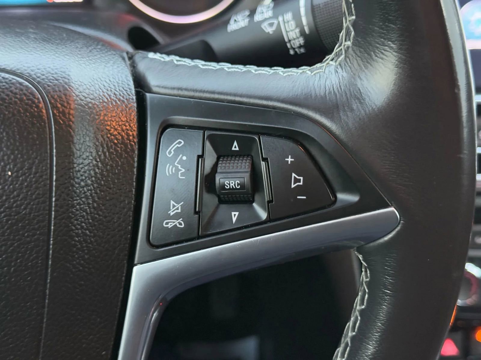 Used 2019 Buick Encore Preferred image 24