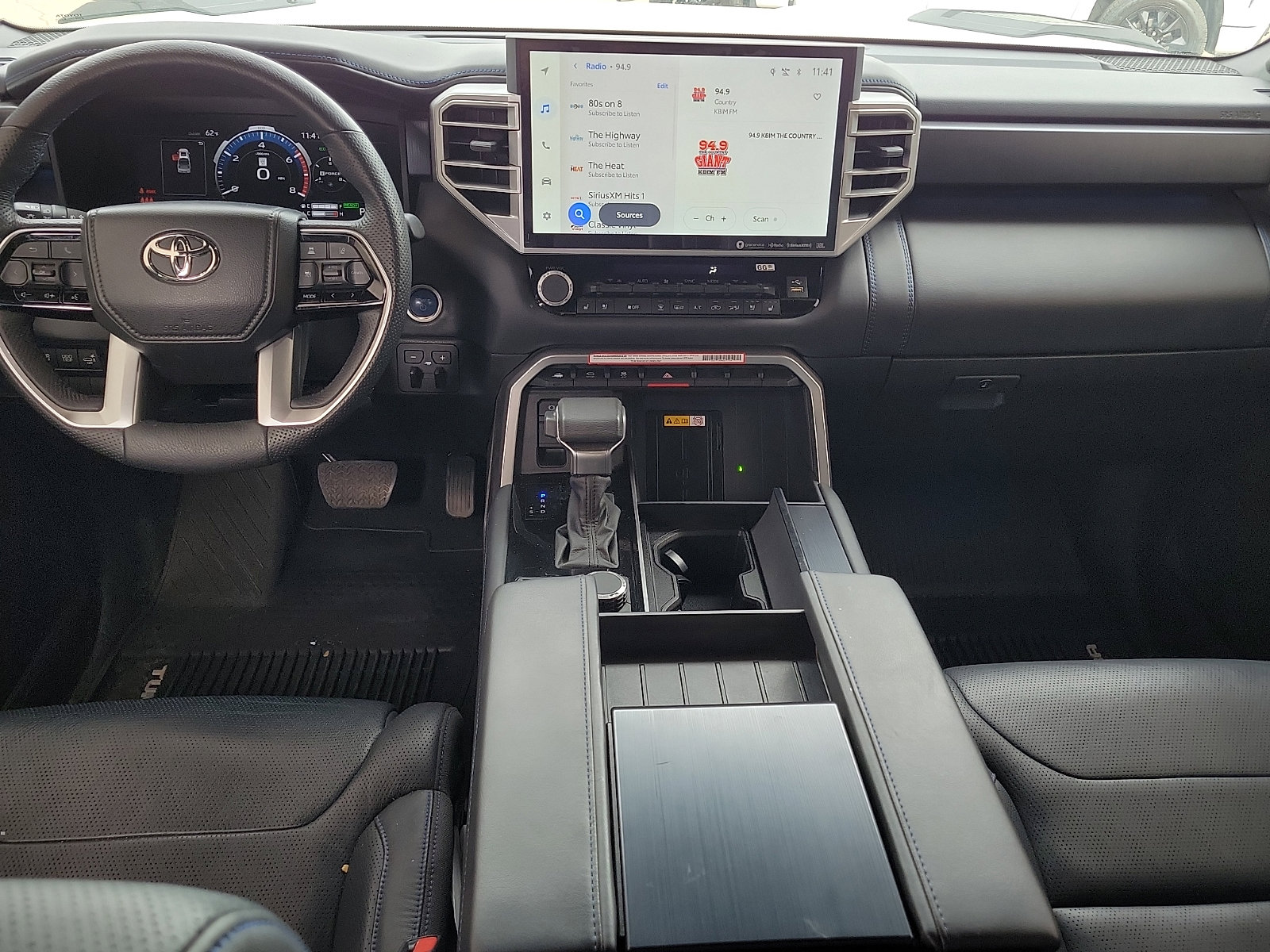 Used 2023 Toyota Tundra Platinum image 9