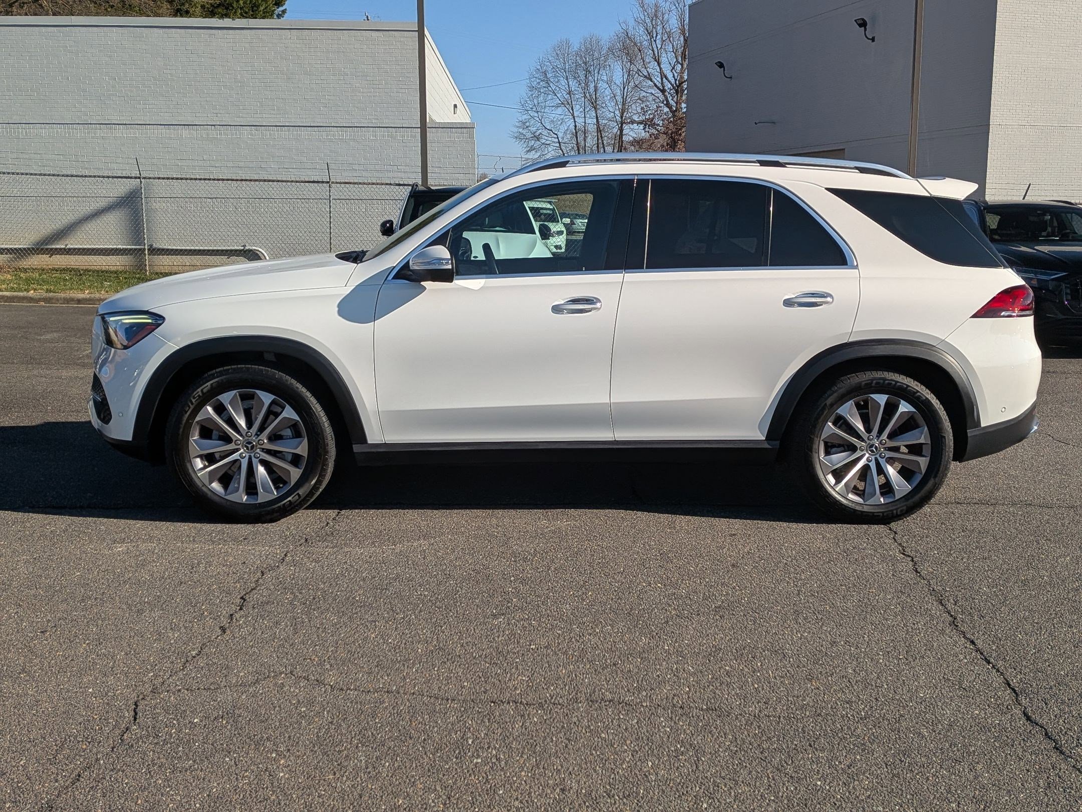 Certified 2022 Mercedes-Benz GLE 350 4MATIC image 6