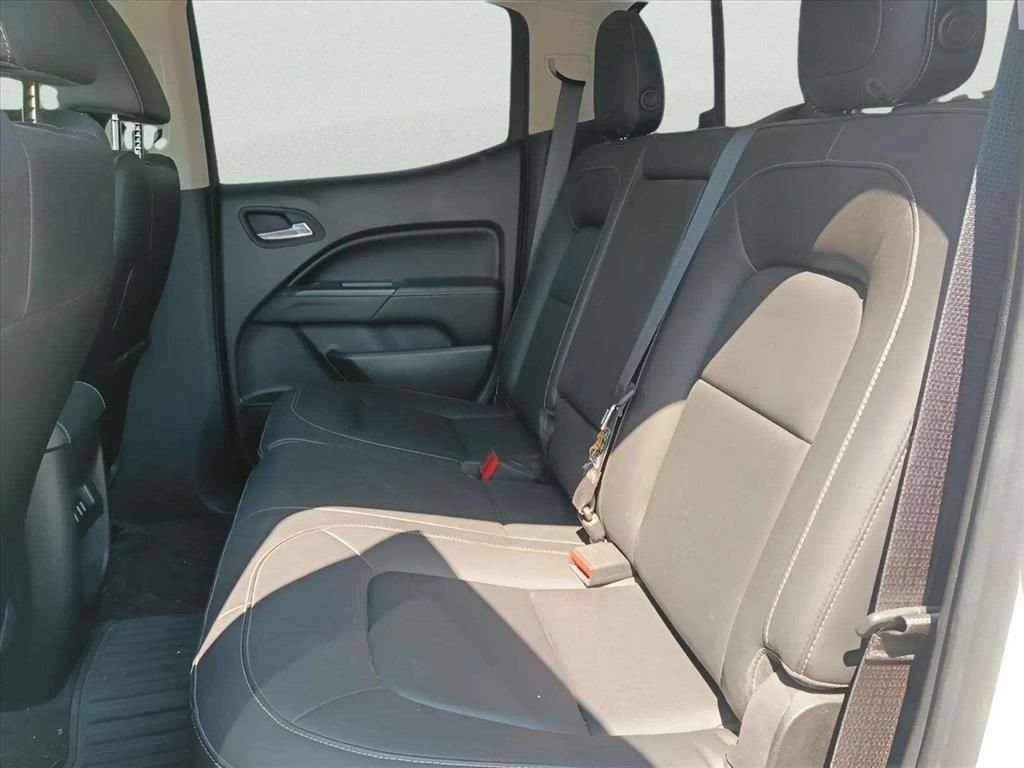 Used 2016 GMC Canyon SLT w/ Trailering Package RWD image 14