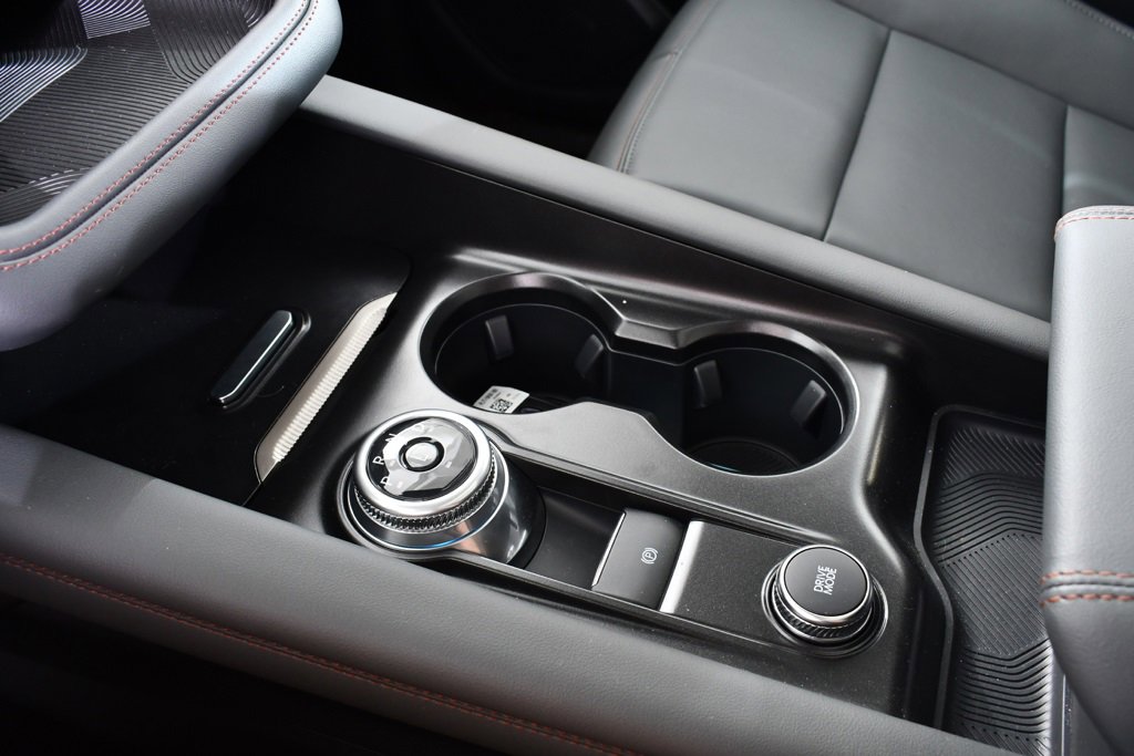 New 2025 Ford Explorer Active w/ Active Comfort Package image 31